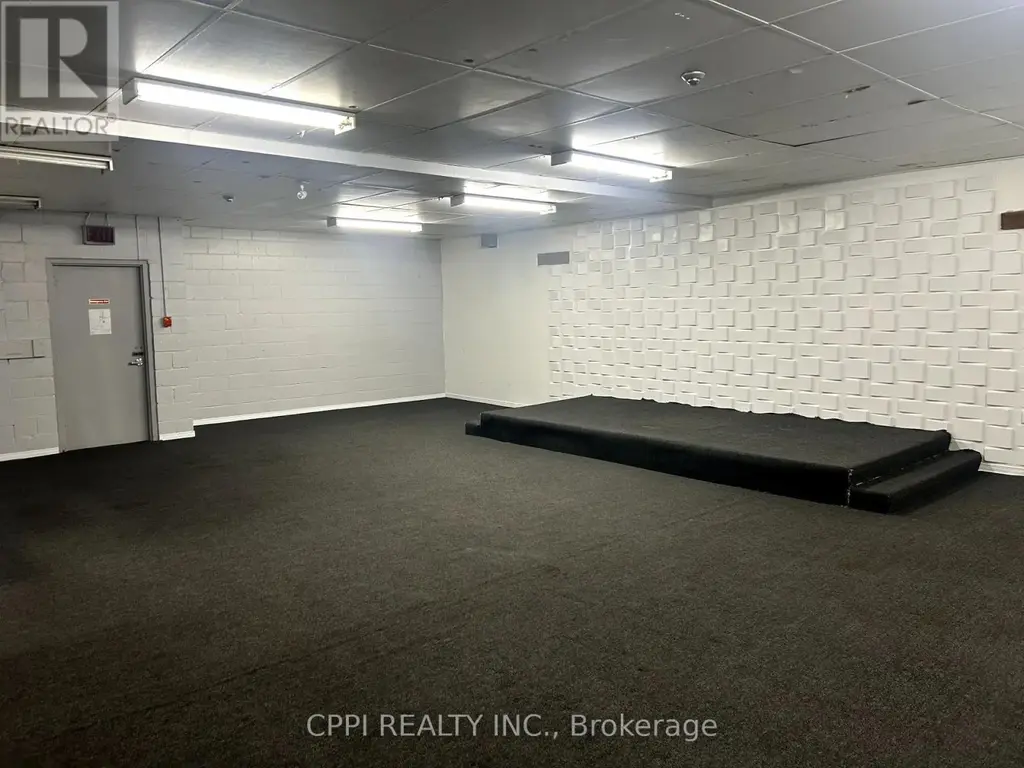 South Bsmnt - 650 King Street E, Oshawa (Eastdale)