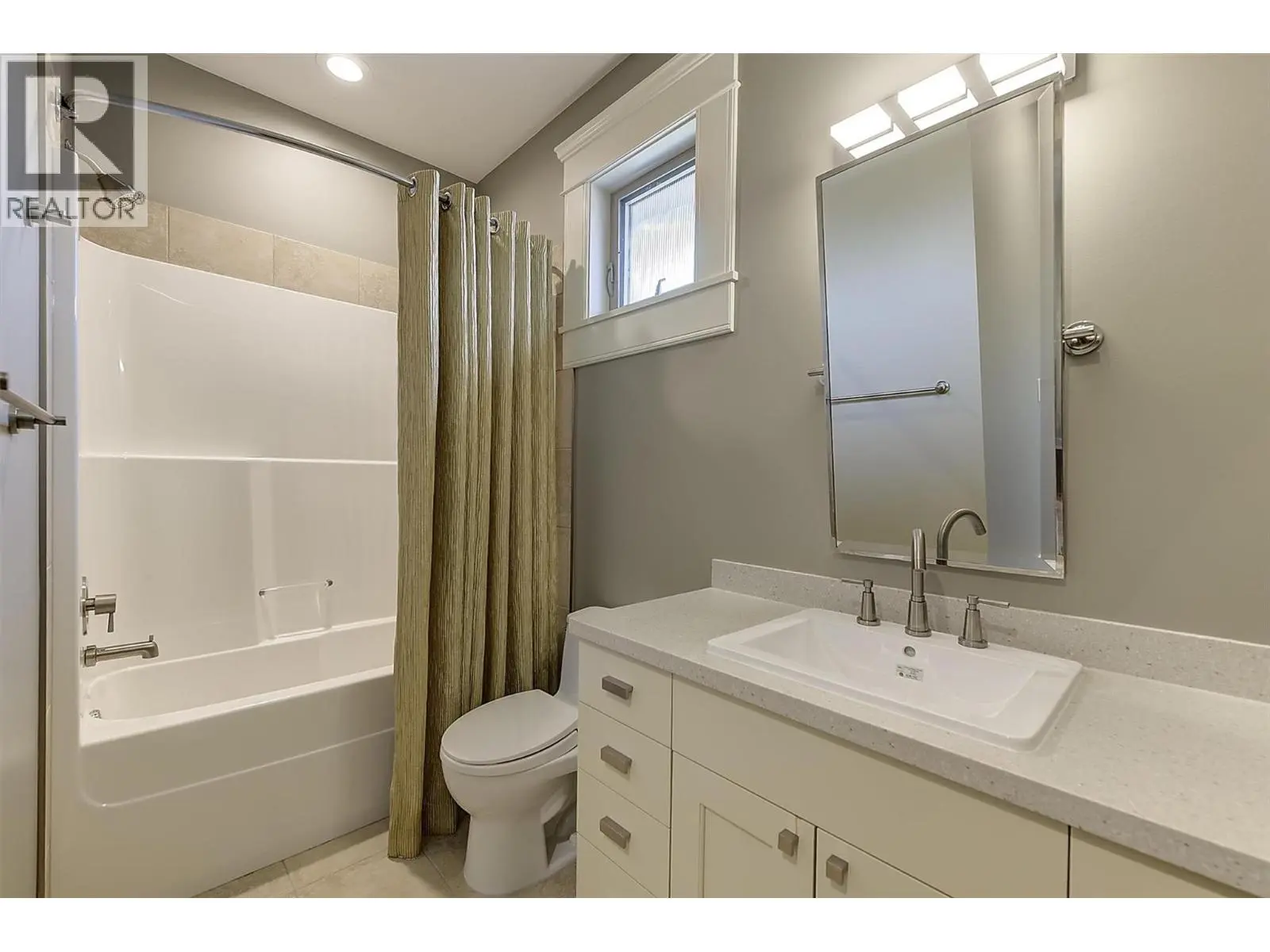 4466 Rattenbury Court. Kelowna, British Columbia