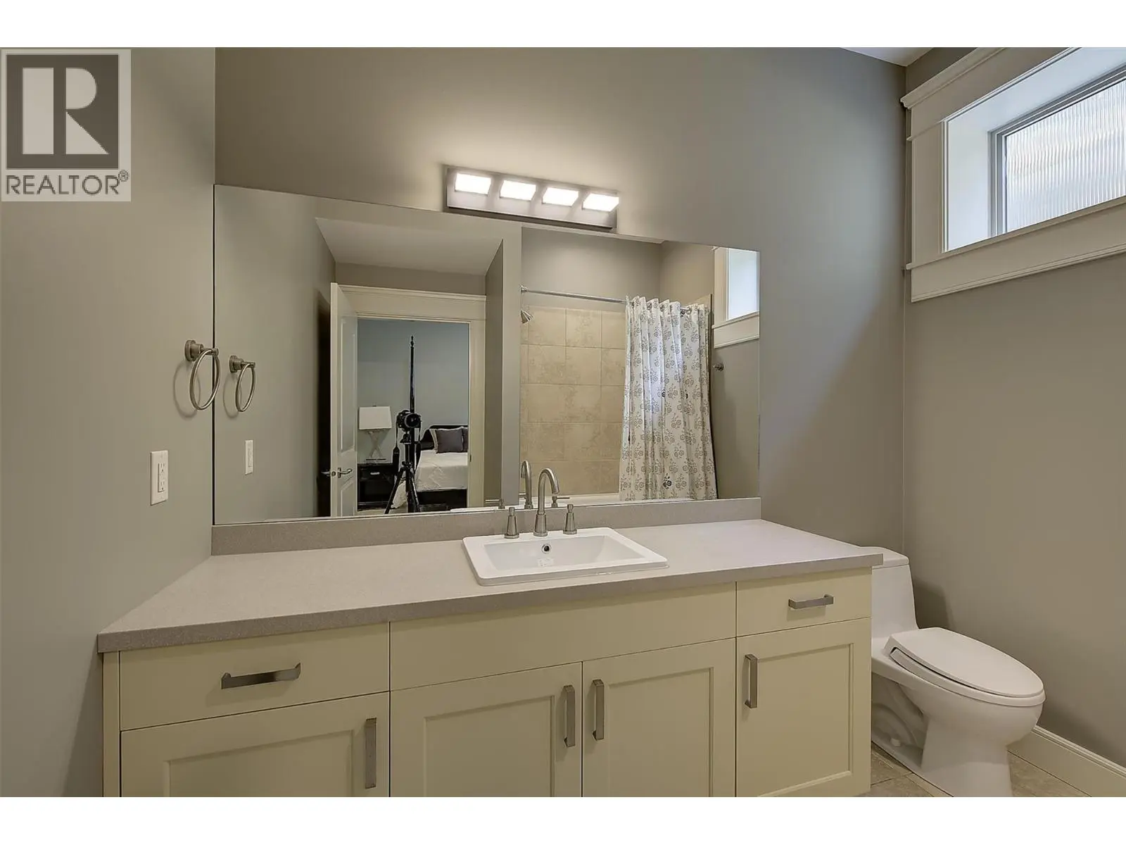 4466 Rattenbury Court. Kelowna, British Columbia