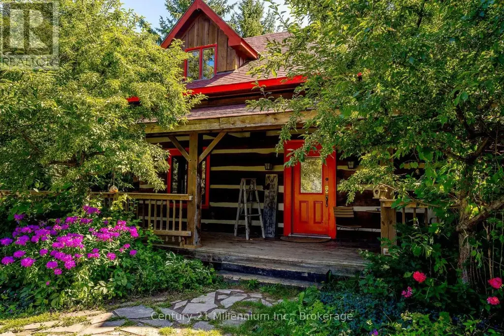 1547 County 42 Road, Clearview