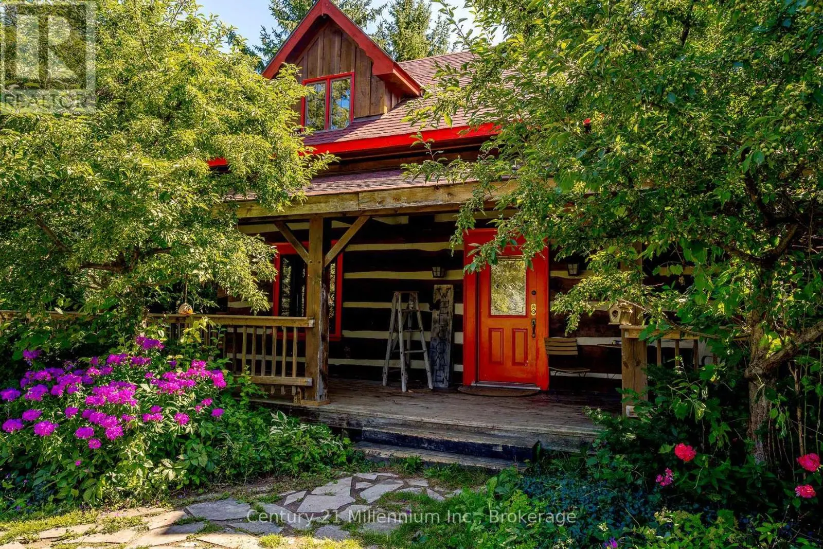 1547 County 42 Road, Clearview