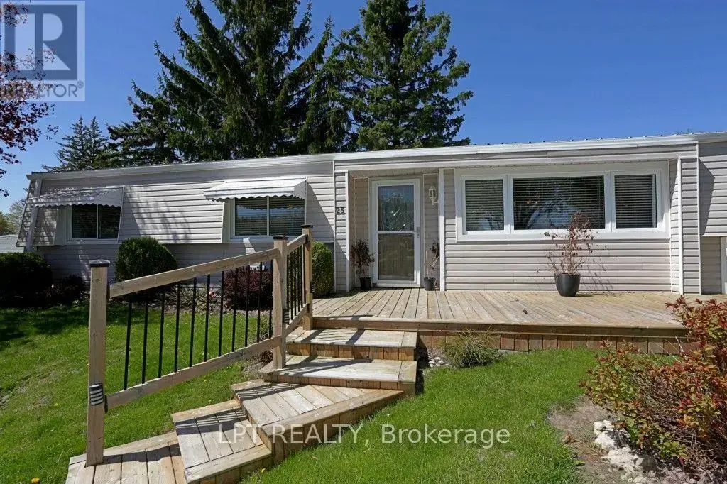 25 Maple Grove Court, South Huron (Stephen)