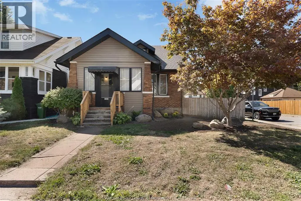 1605 Dougall Avenue Unit# Upper, Windsor