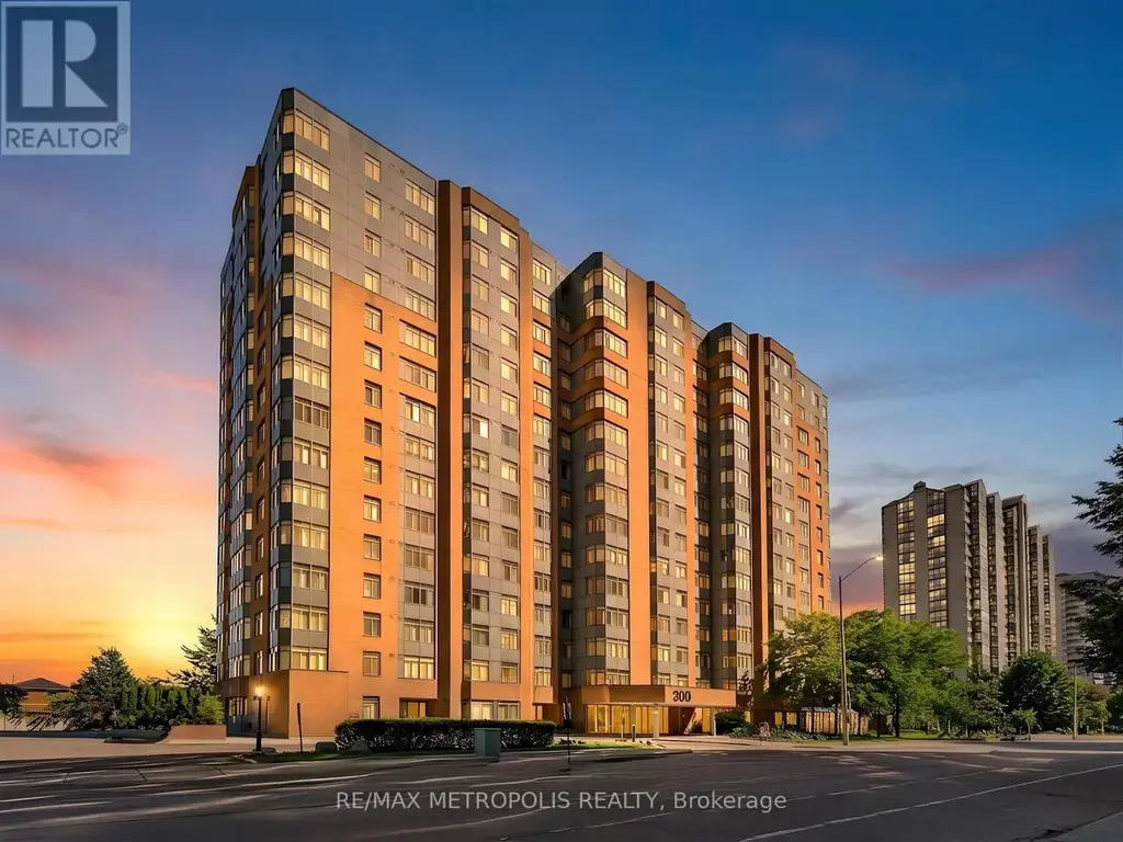210 - 300 Webb Drive, Mississauga (City Centre)