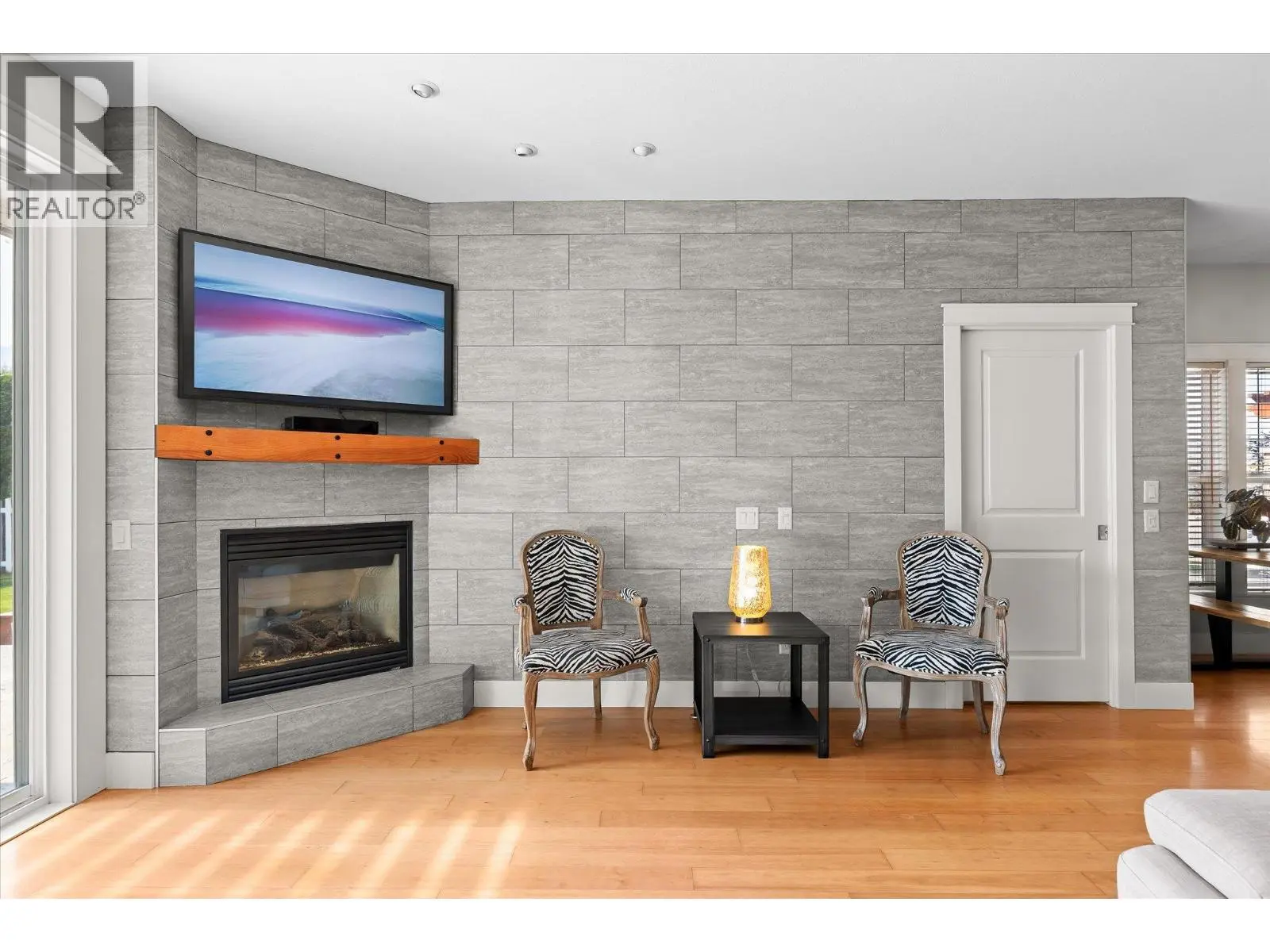 361 Quilchena Drive. Kelowna, British Columbia