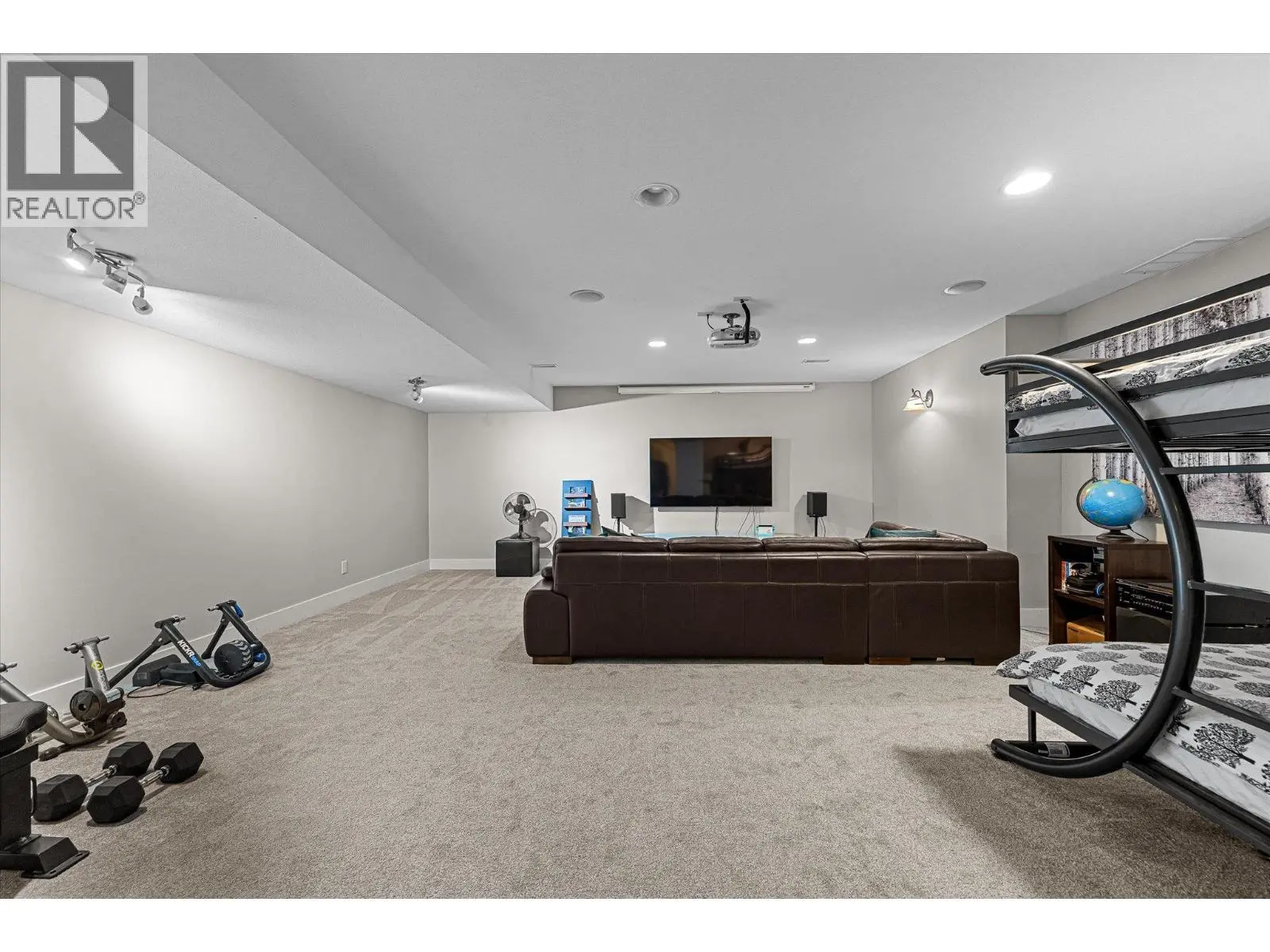 361 Quilchena Drive. Kelowna, British Columbia