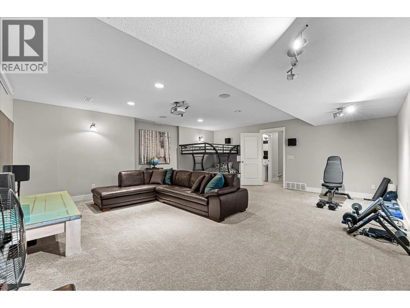 361 Quilchena Drive. Kelowna, British Columbia