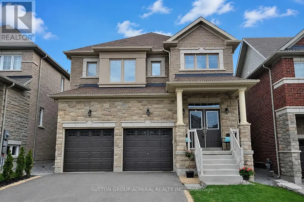 232 Frederick Curran Lane, Newmarket (Woodland Hill)