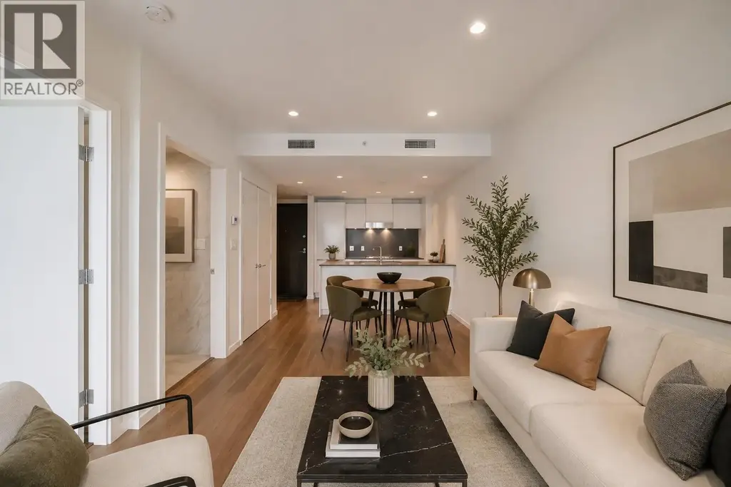 812 8488 Cornish Street, Vancouver