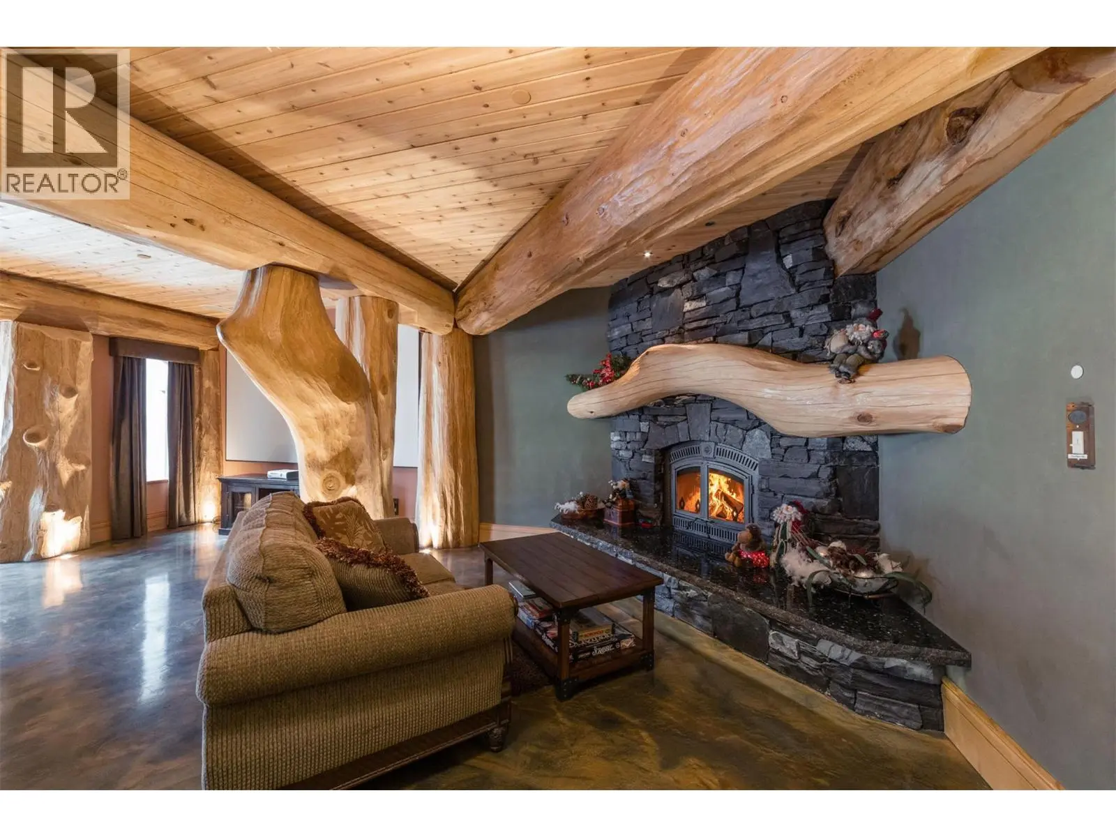 525 Feathertop Way. Big White, British Columbia