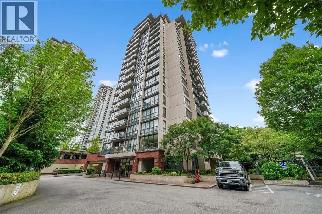 1804 2959 Glen Drive, Coquitlam