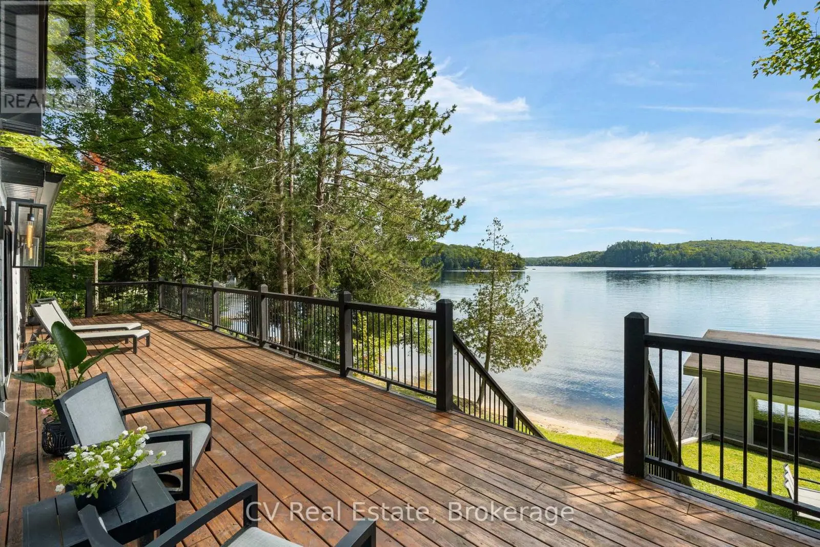 1017 White Pine Road, Lake of Bays (Franklin)