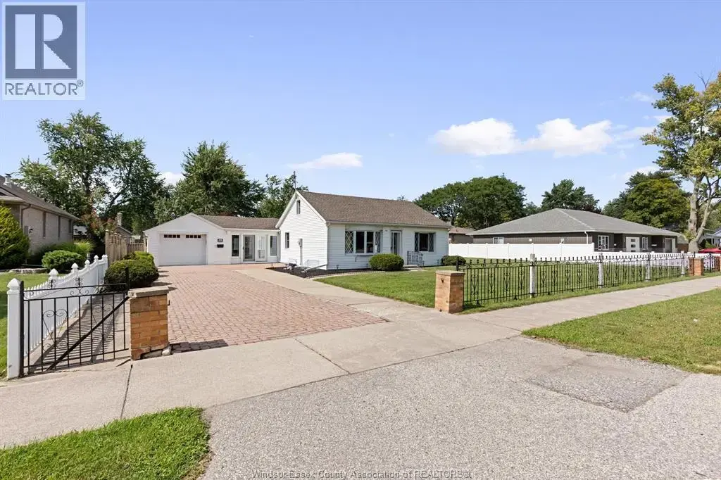 265 Laird Avenue, Essex