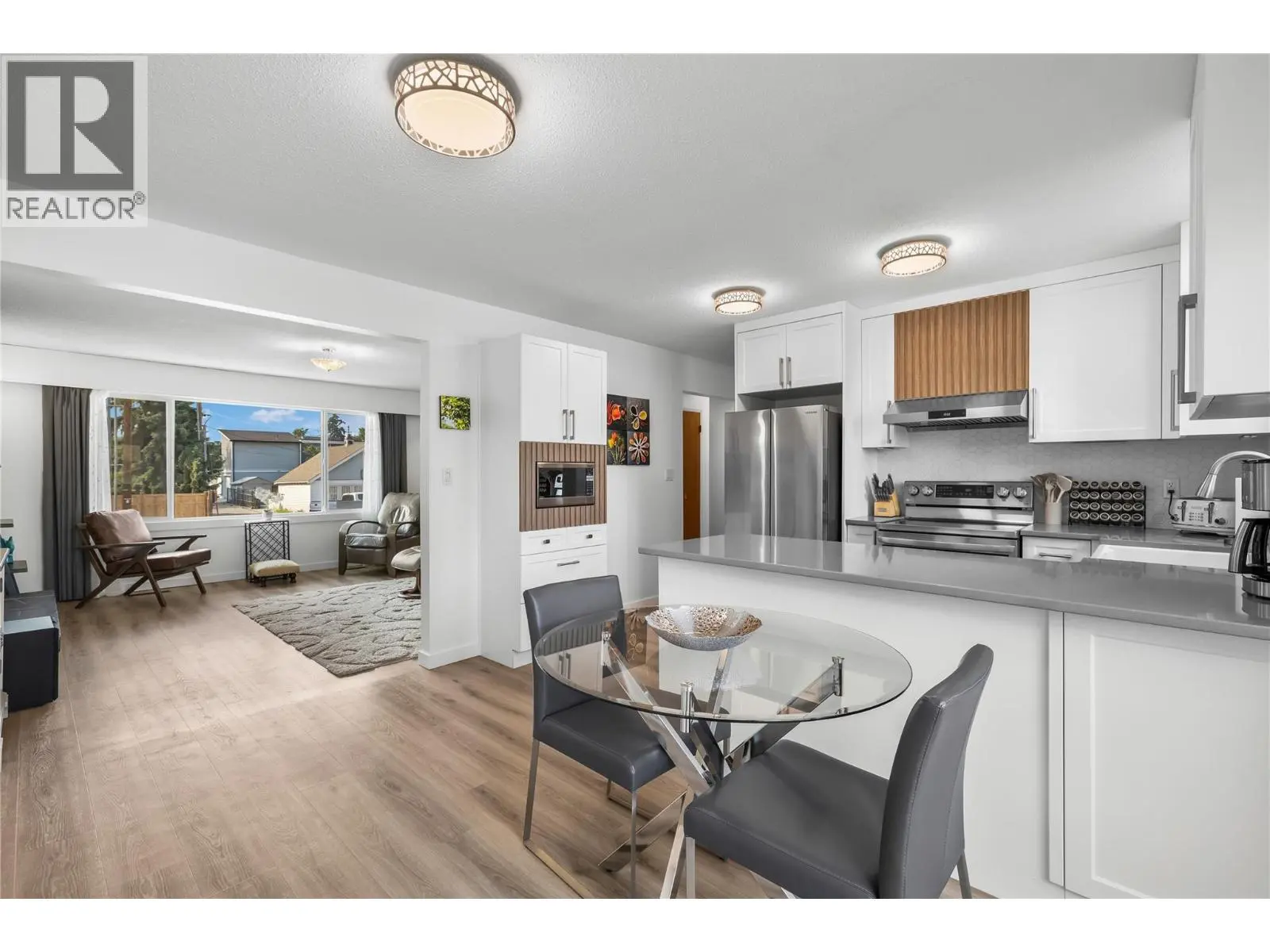 776 Glenwood Avenue. Kelowna, British Columbia