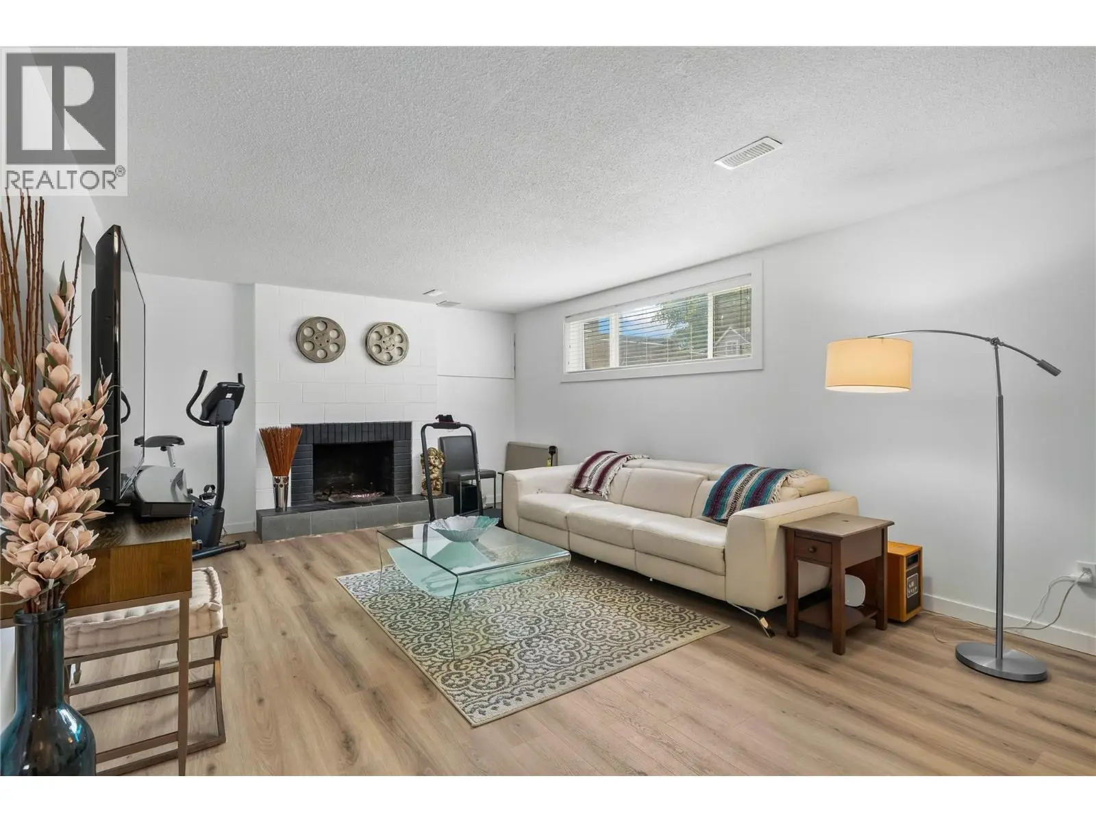 776 Glenwood Avenue. Kelowna, British Columbia