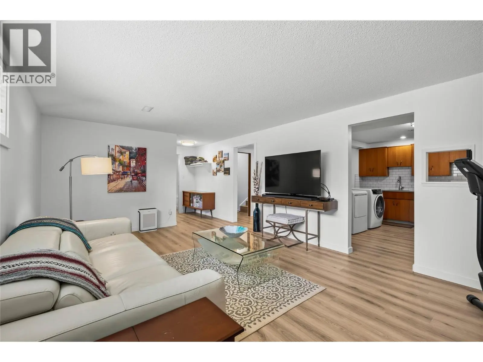 776 Glenwood Avenue. Kelowna, British Columbia