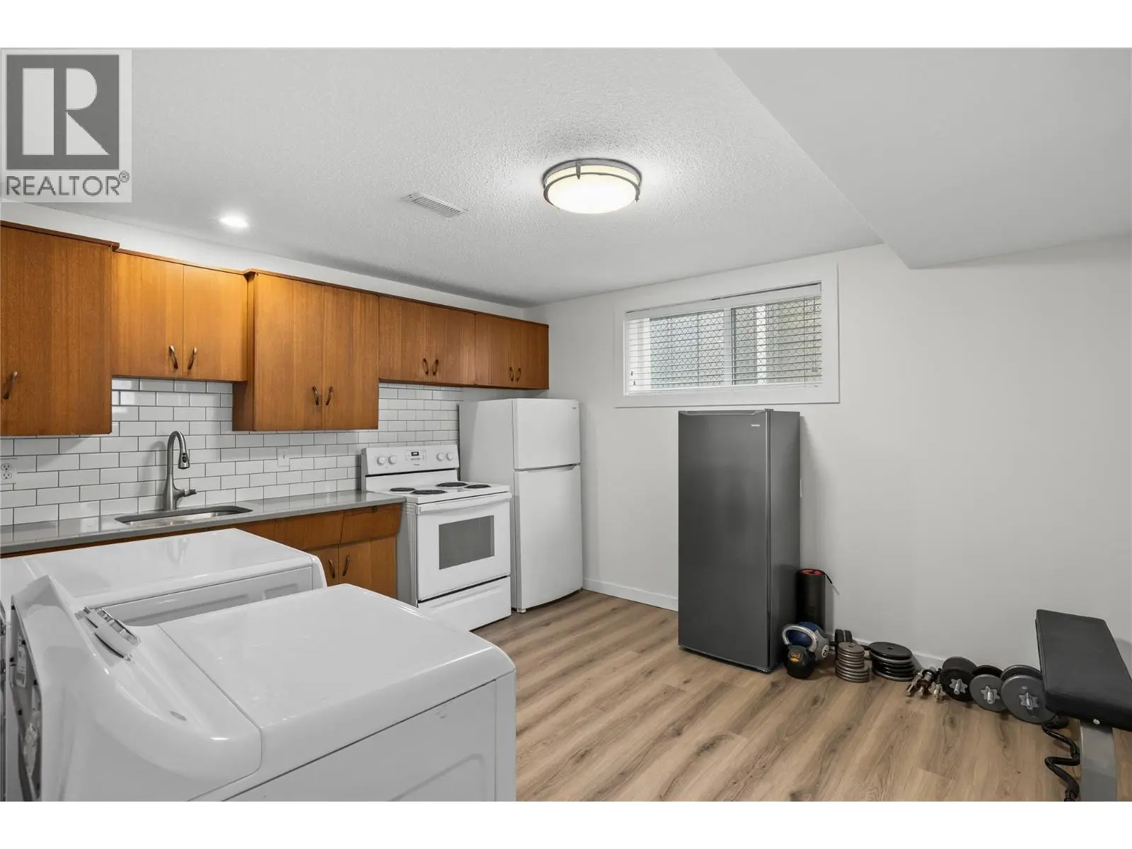 776 Glenwood Avenue. Kelowna, British Columbia