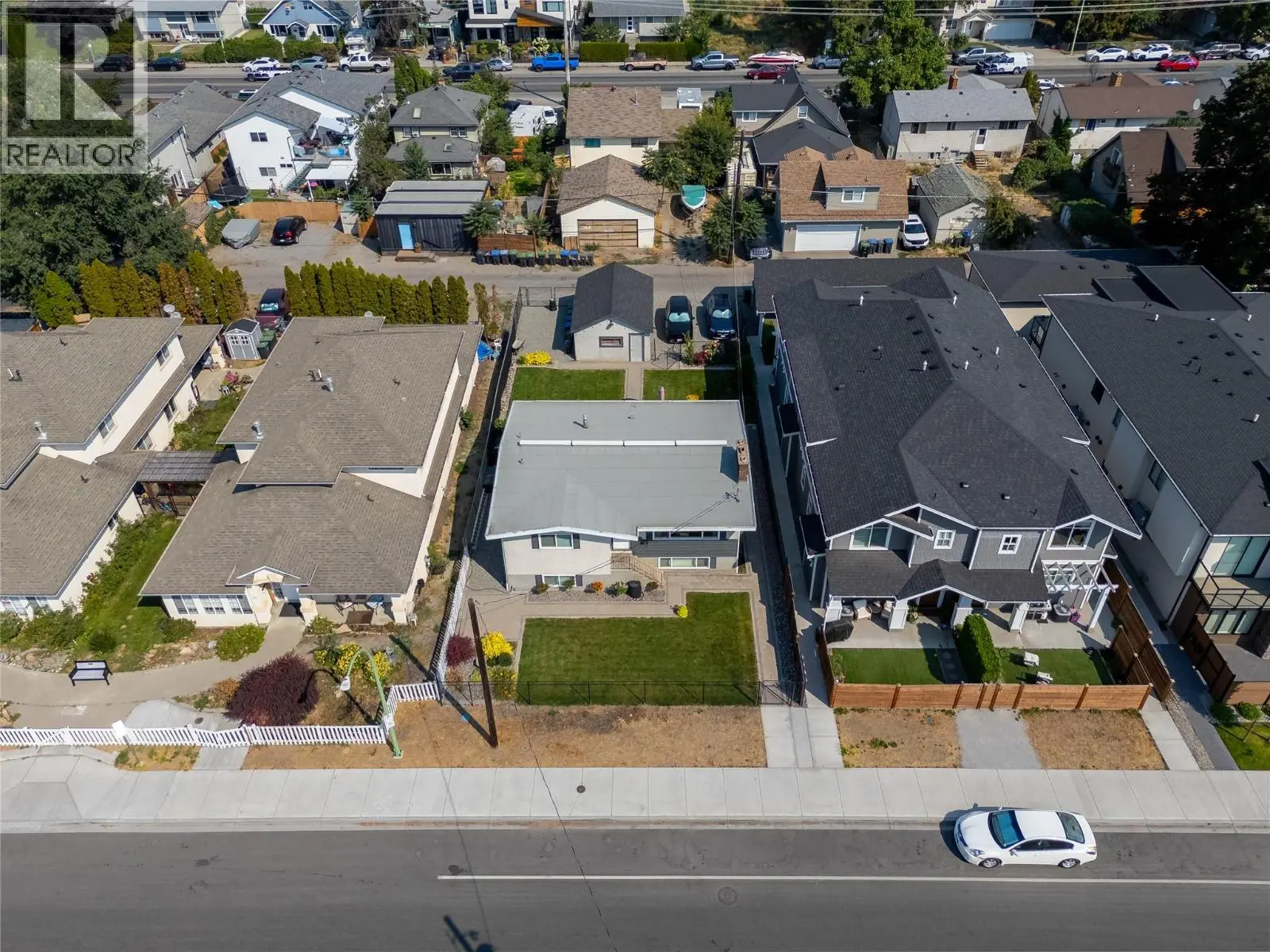776 Glenwood Avenue. Kelowna, British Columbia