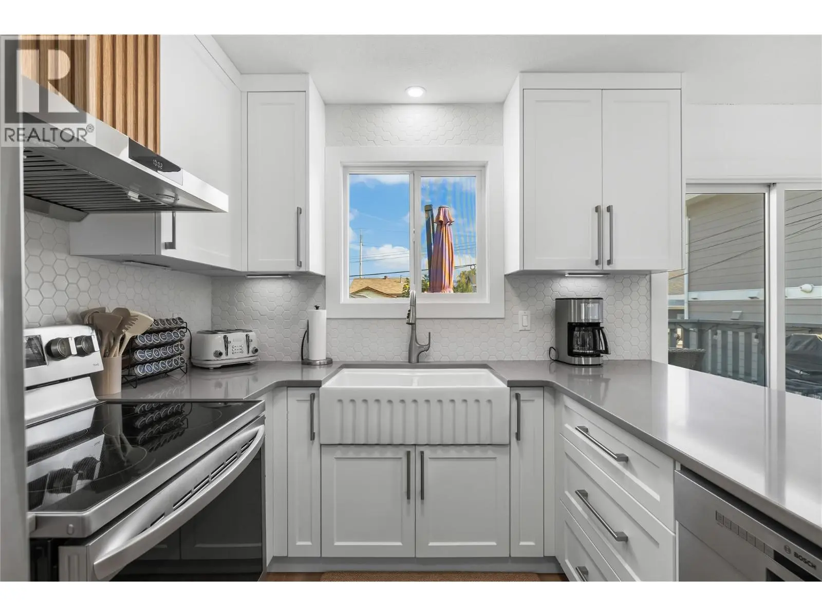 776 Glenwood Avenue. Kelowna, British Columbia