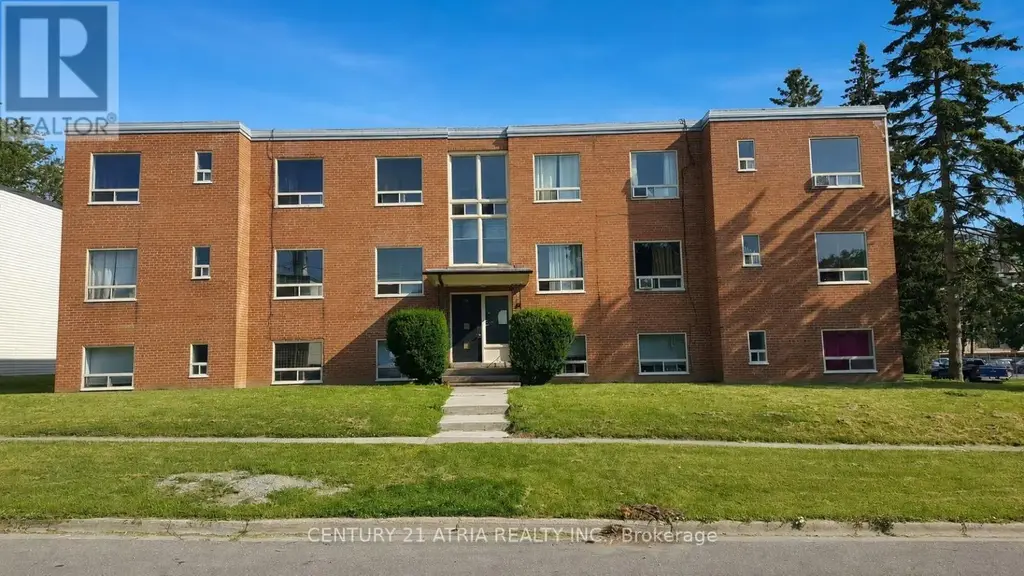 316 Saguenay Avenue, Oshawa (Vanier)