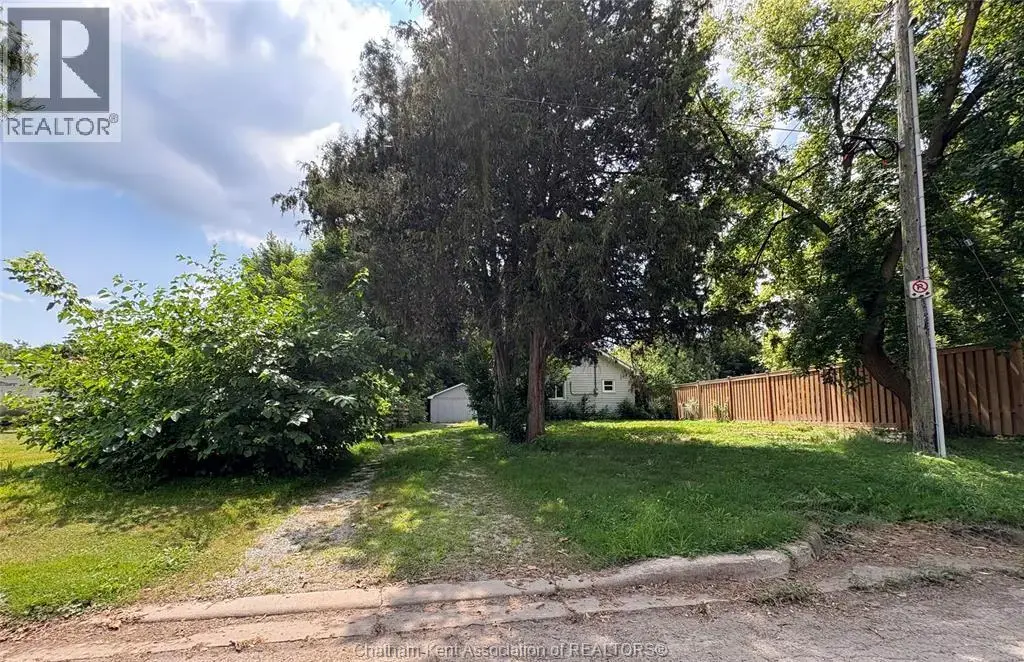8 Siskind Court, Chatham