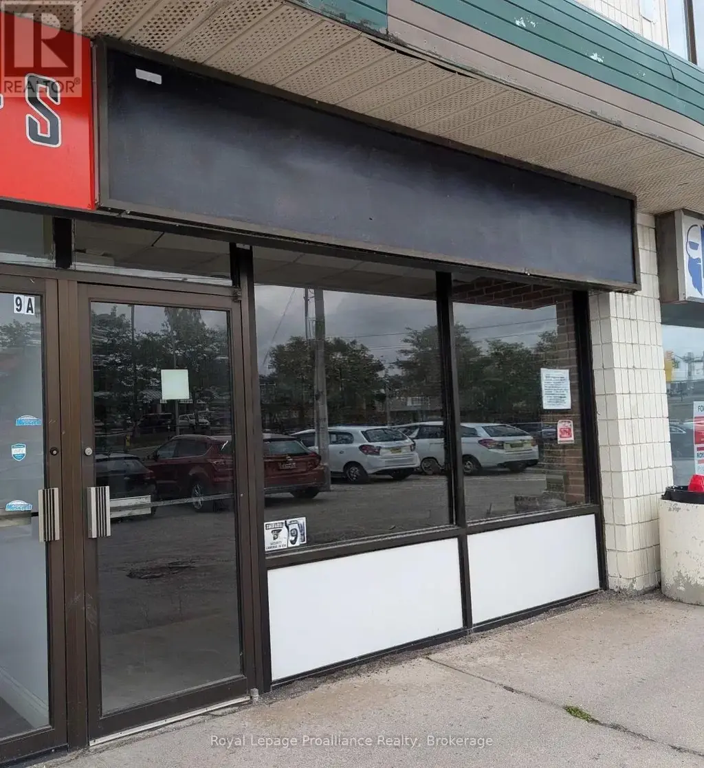 9b - 1837 Lansdowne Street W, Peterborough (Otonabee Ward 1)