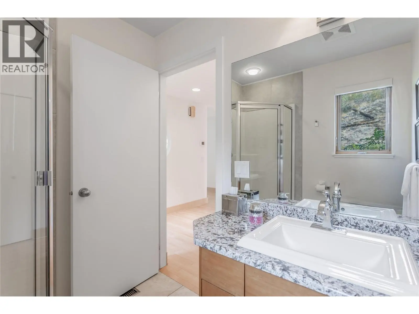 5851 Lakeshore Road. Kelowna, British Columbia