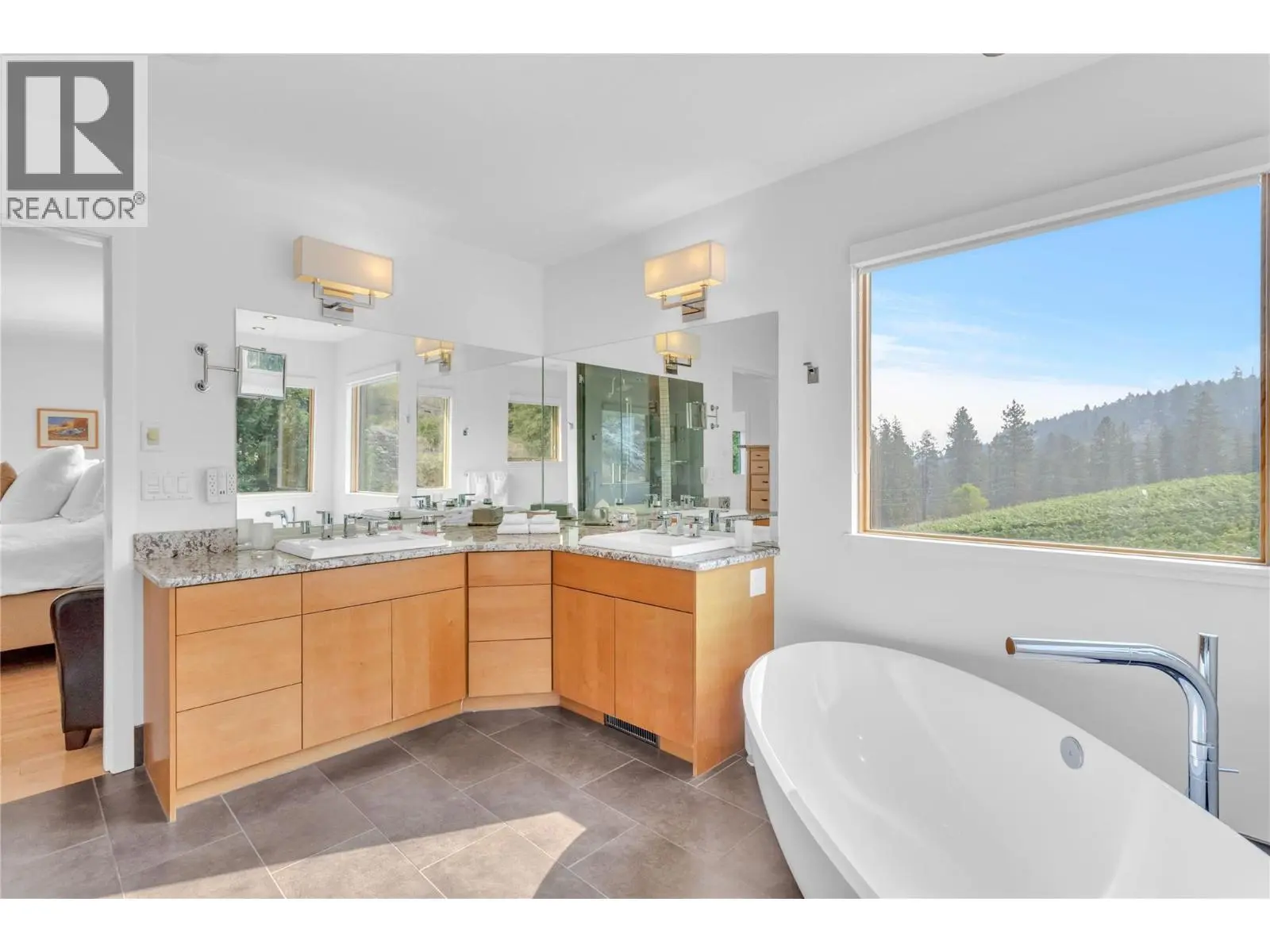 5851 Lakeshore Road. Kelowna, British Columbia