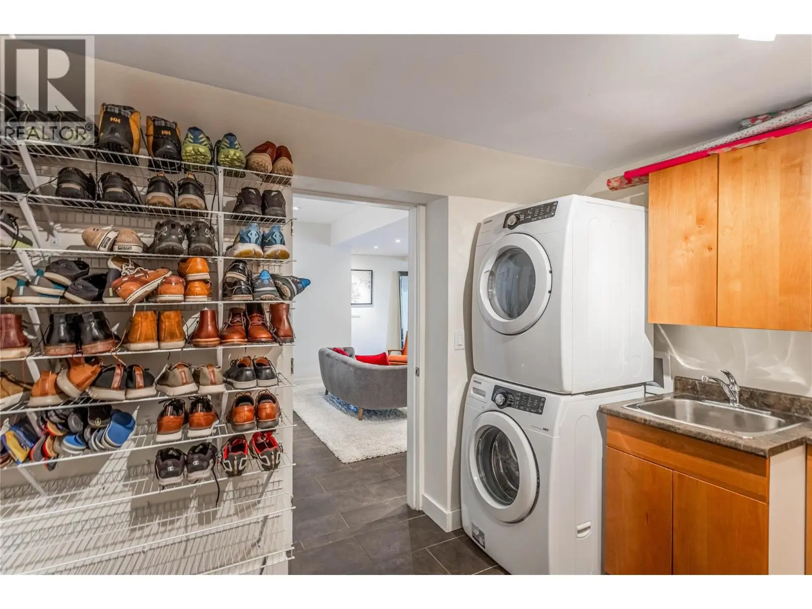 5851 Lakeshore Road. Kelowna, British Columbia