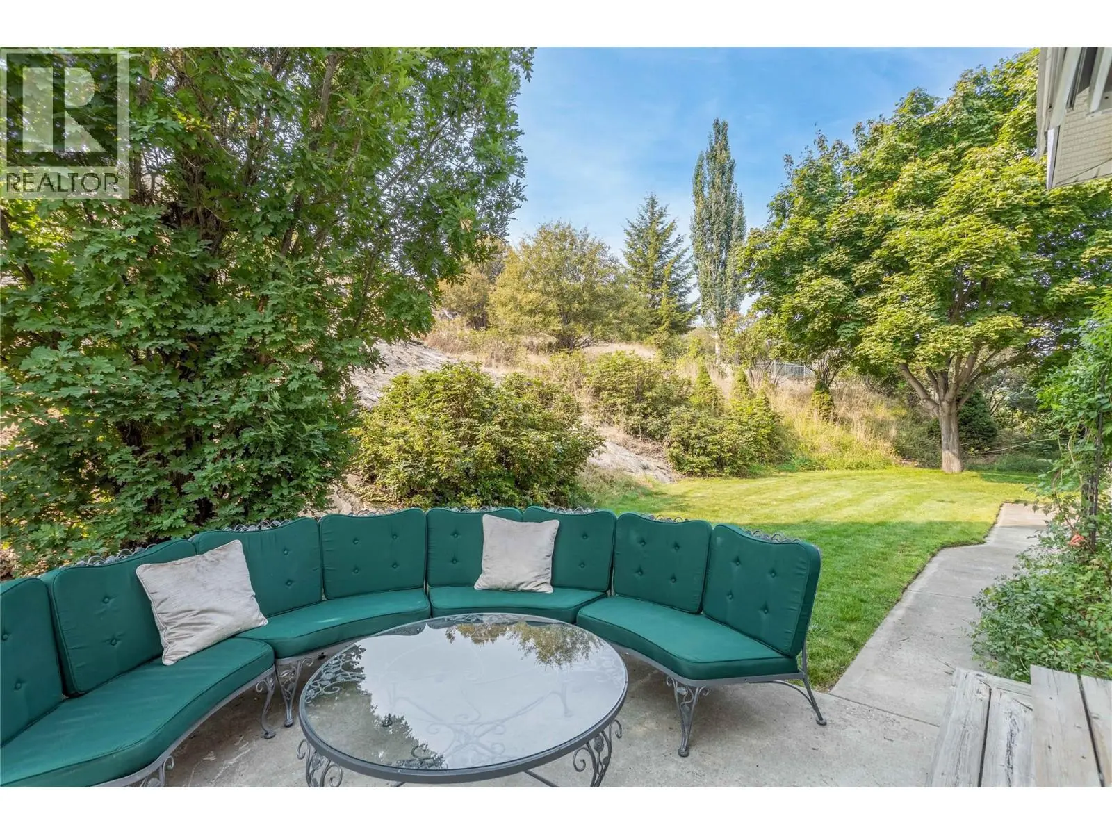 5851 Lakeshore Road. Kelowna, British Columbia