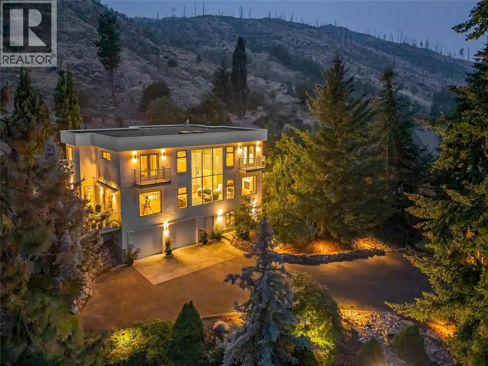 5851 Lakeshore Road. Kelowna, British Columbia