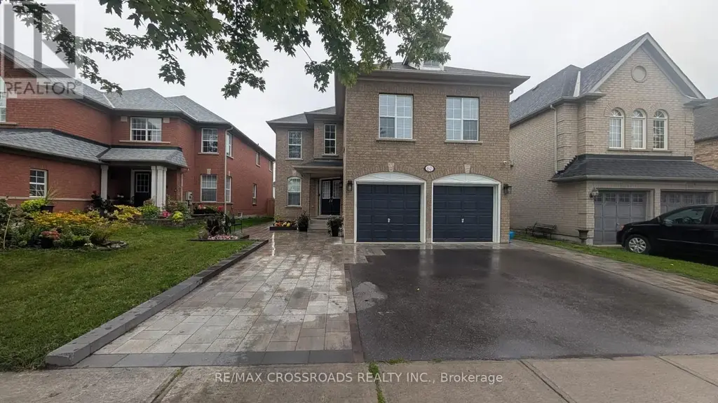 Lower - 67 Medland Avenue, Whitby (Williamsburg)