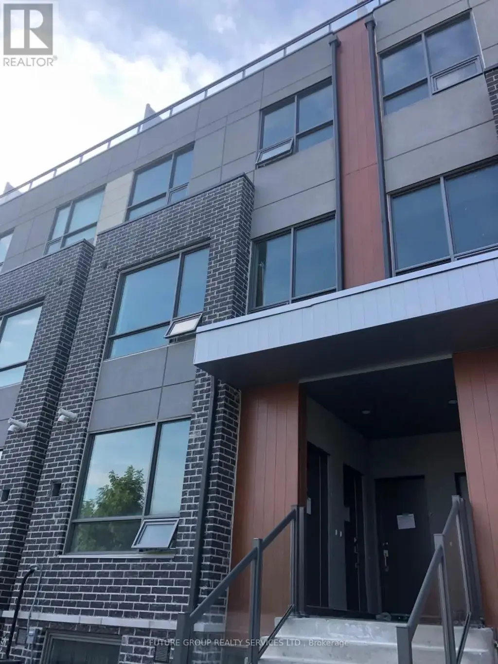 15 - 650 Atwater Avenue, Mississauga (Mineola)