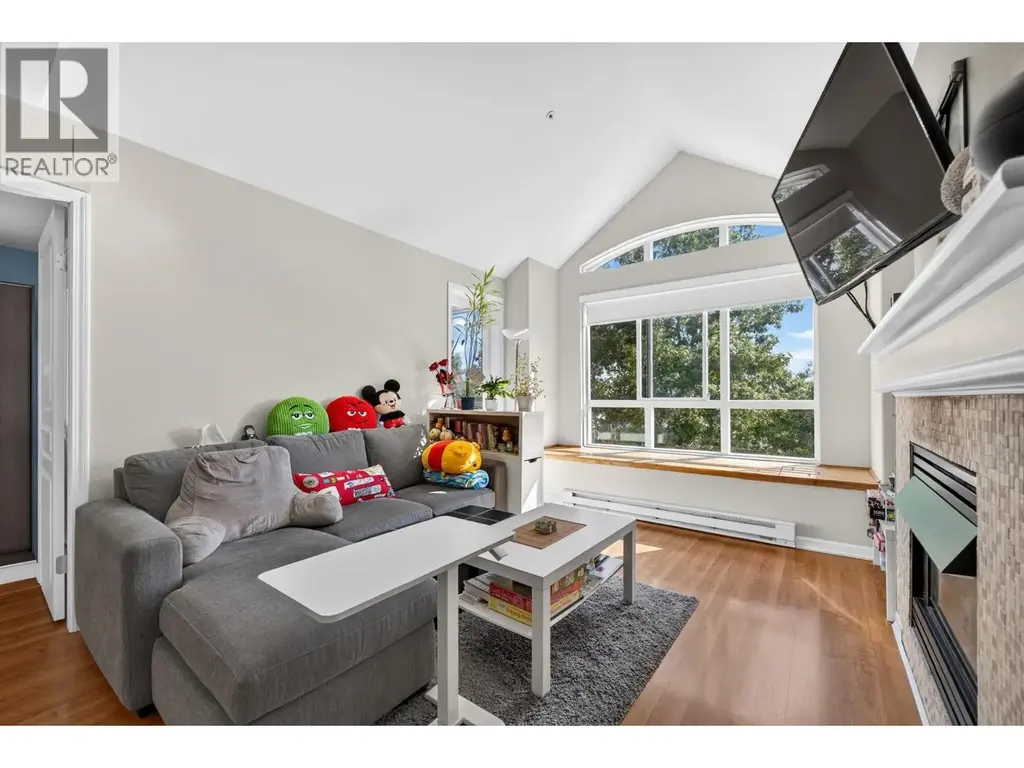422 12639 No.2 Road, Richmond