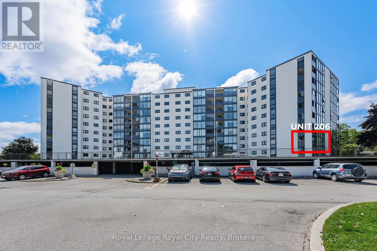 206 - 19 Woodlawn Road E, Guelph (Riverside Park)