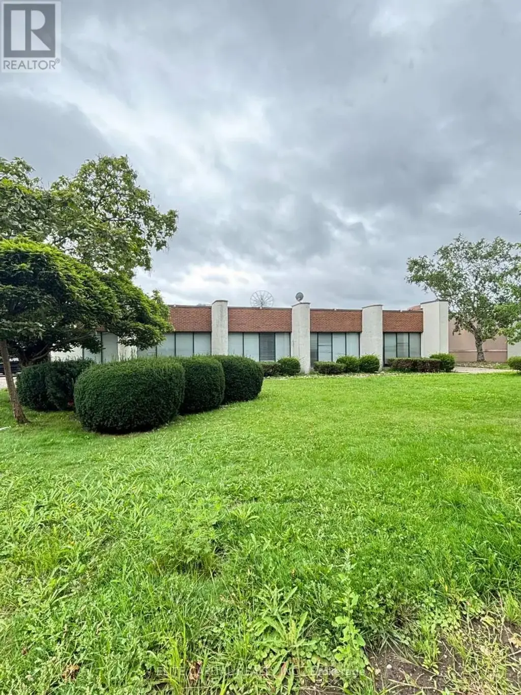 1357 Huntingwood Drive, Toronto (Agincourt North)