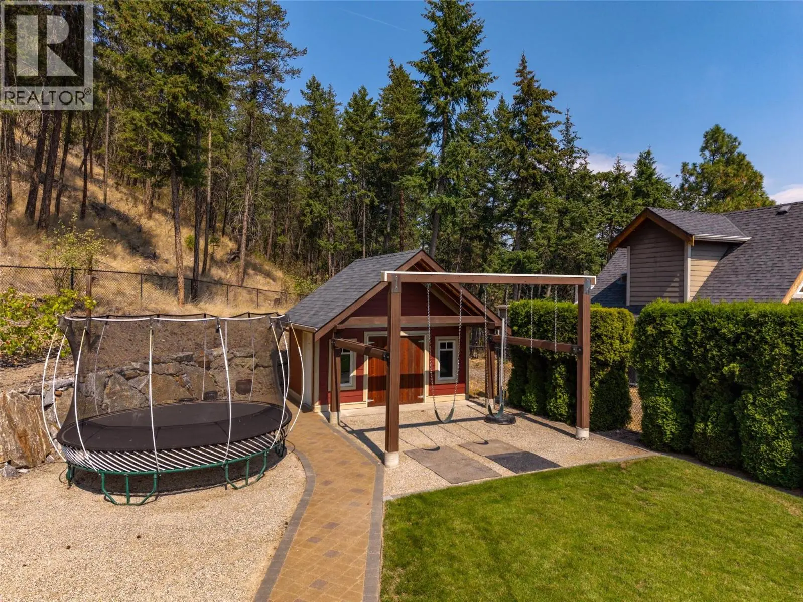 182 Terrace Hill Court. Kelowna, British Columbia
