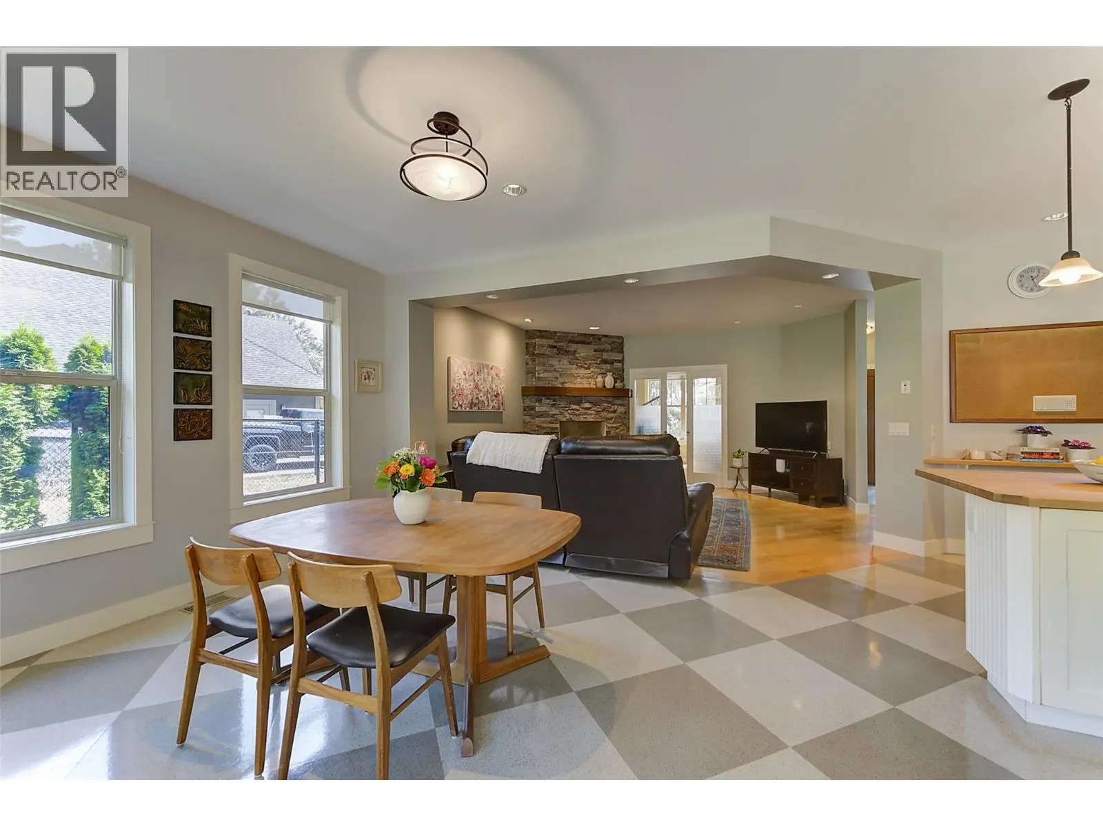 182 Terrace Hill Court. Kelowna, British Columbia