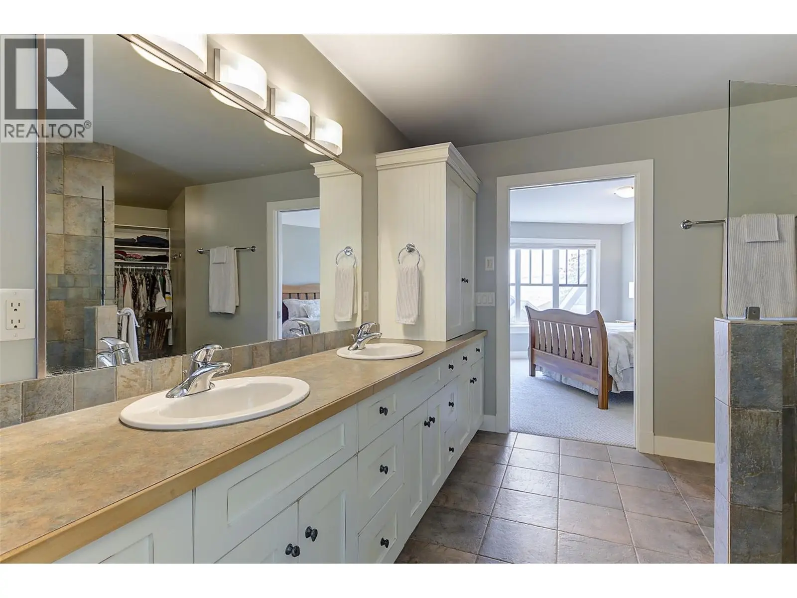 182 Terrace Hill Court. Kelowna, British Columbia
