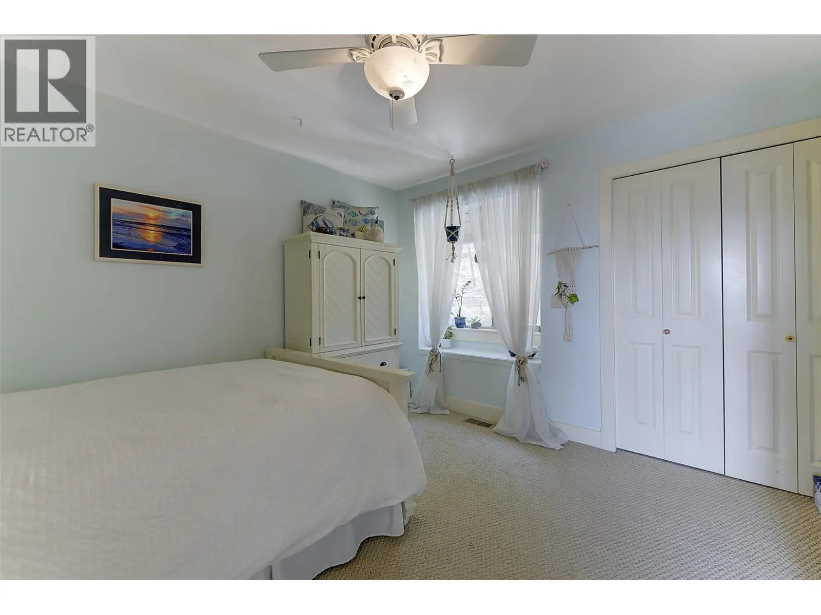 182 Terrace Hill Court. Kelowna, British Columbia
