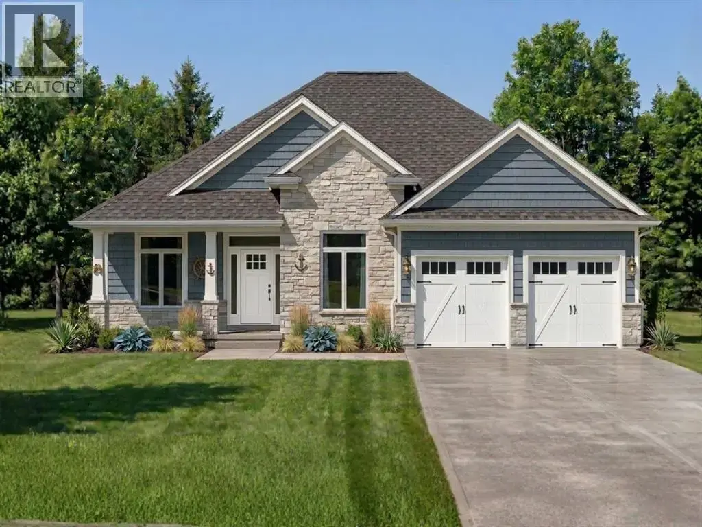 3574 Kawartha Drive, Plympton-Wyoming