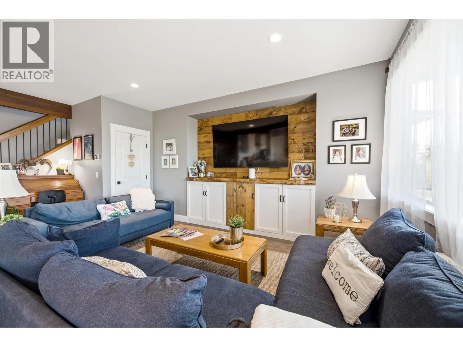 1160 Goldfinch Place. Kelowna, British Columbia