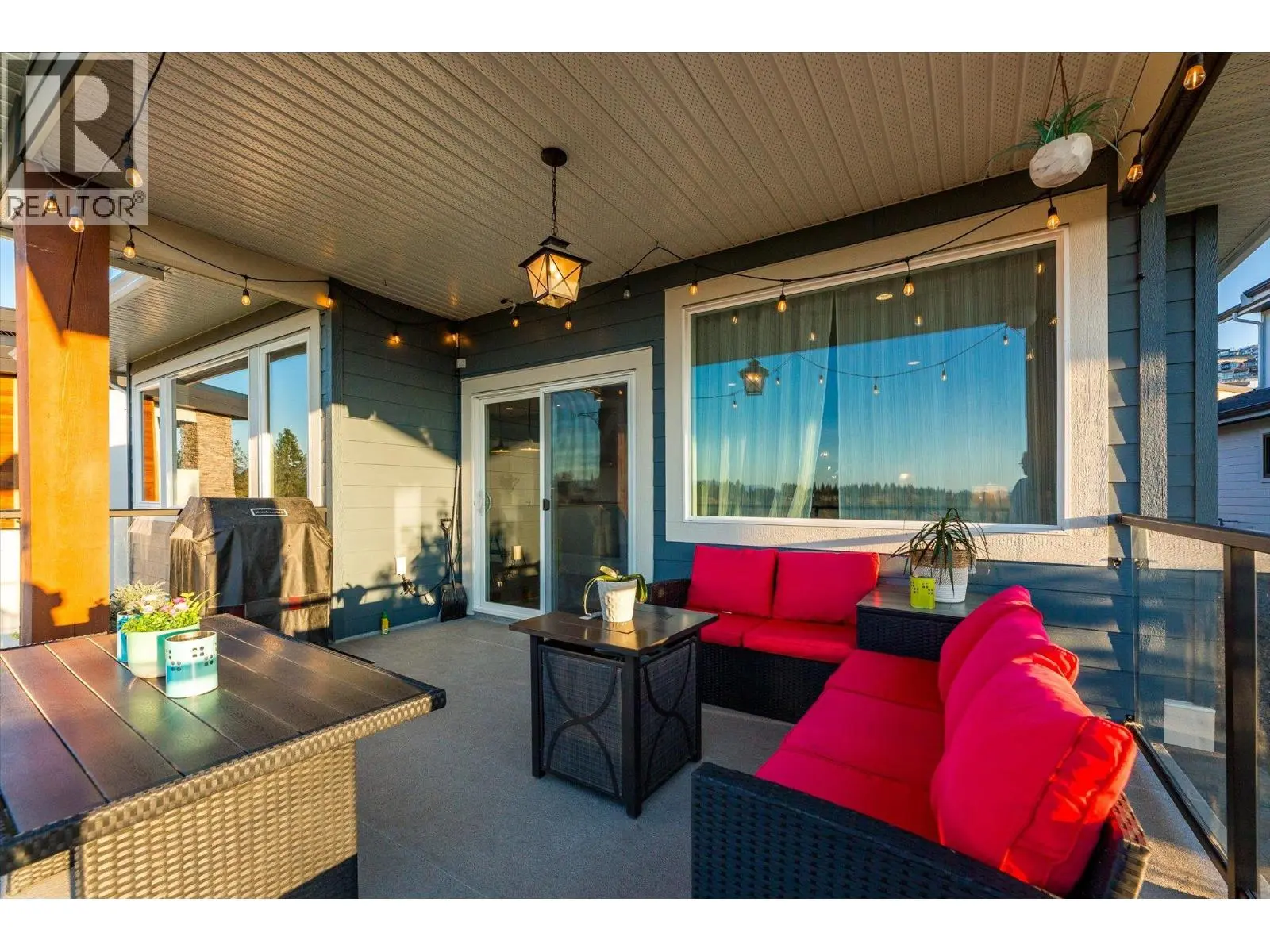 1160 Goldfinch Place. Kelowna, British Columbia
