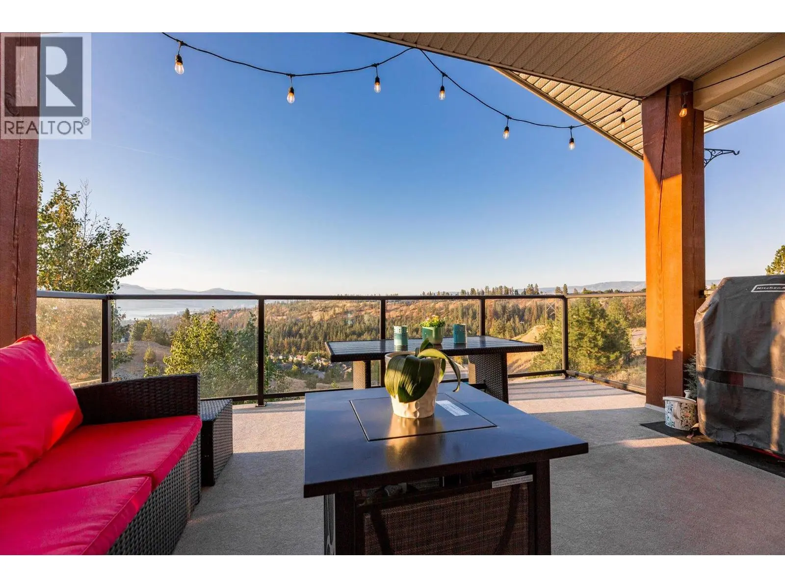 1160 Goldfinch Place. Kelowna, British Columbia