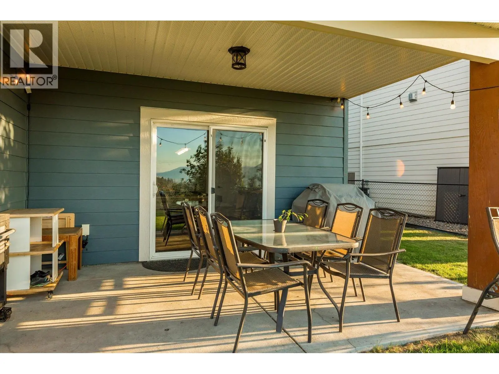 1160 Goldfinch Place. Kelowna, British Columbia