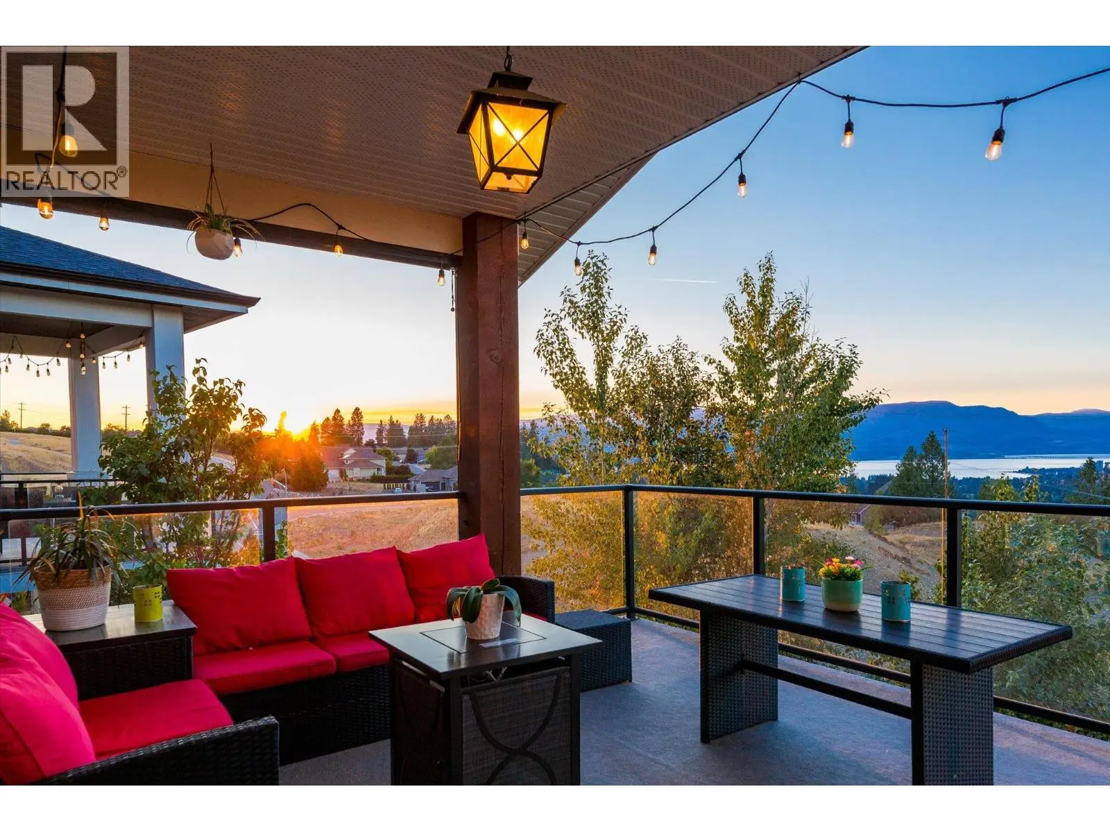 1160 Goldfinch Place. Kelowna, British Columbia