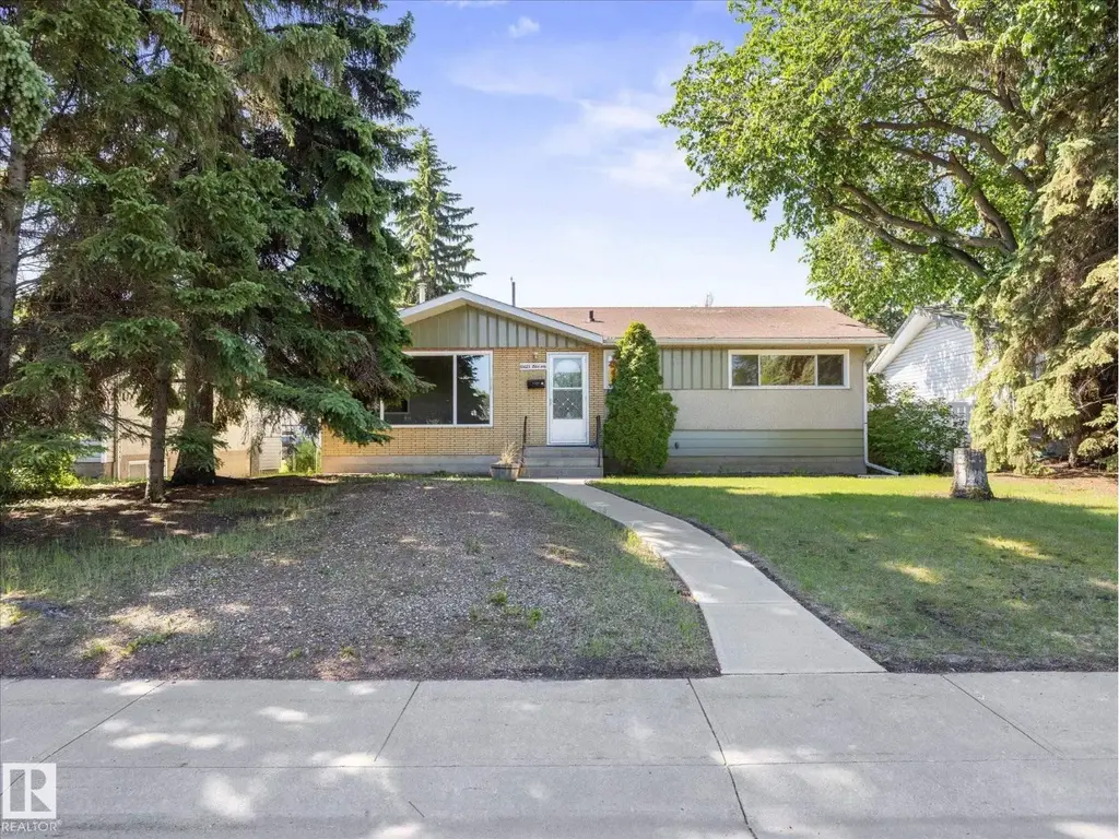 13623 136a Av Nw, Edmonton