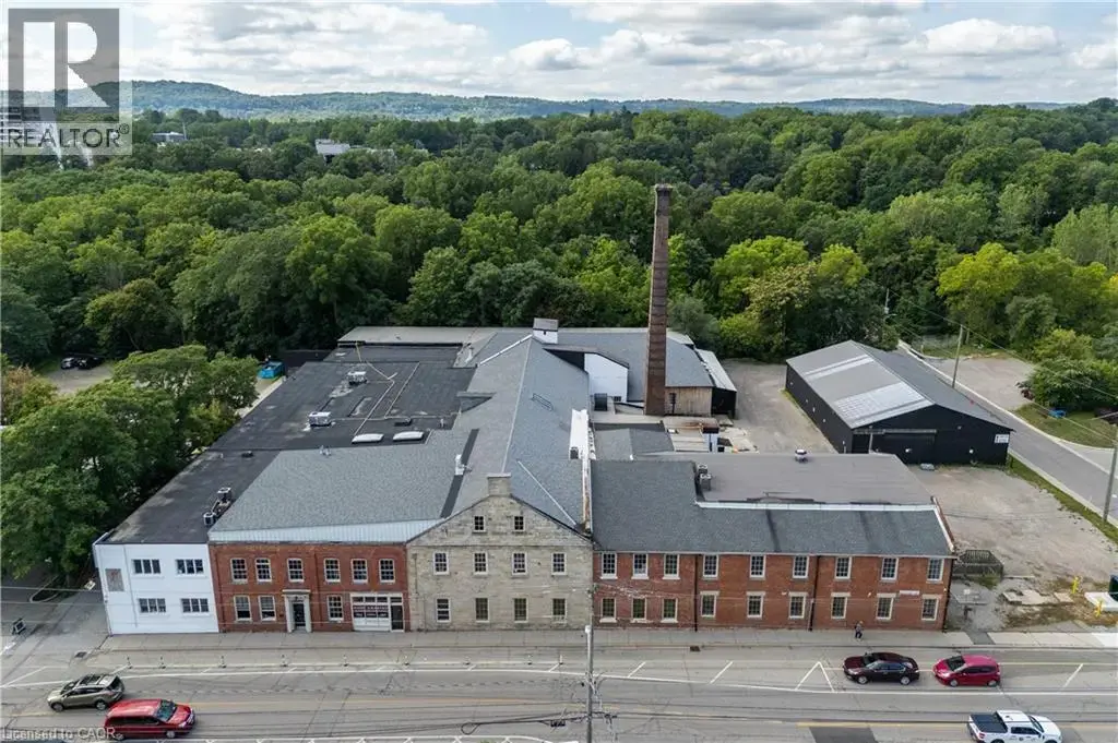 64 Hatt Street Unit# 301, Dundas