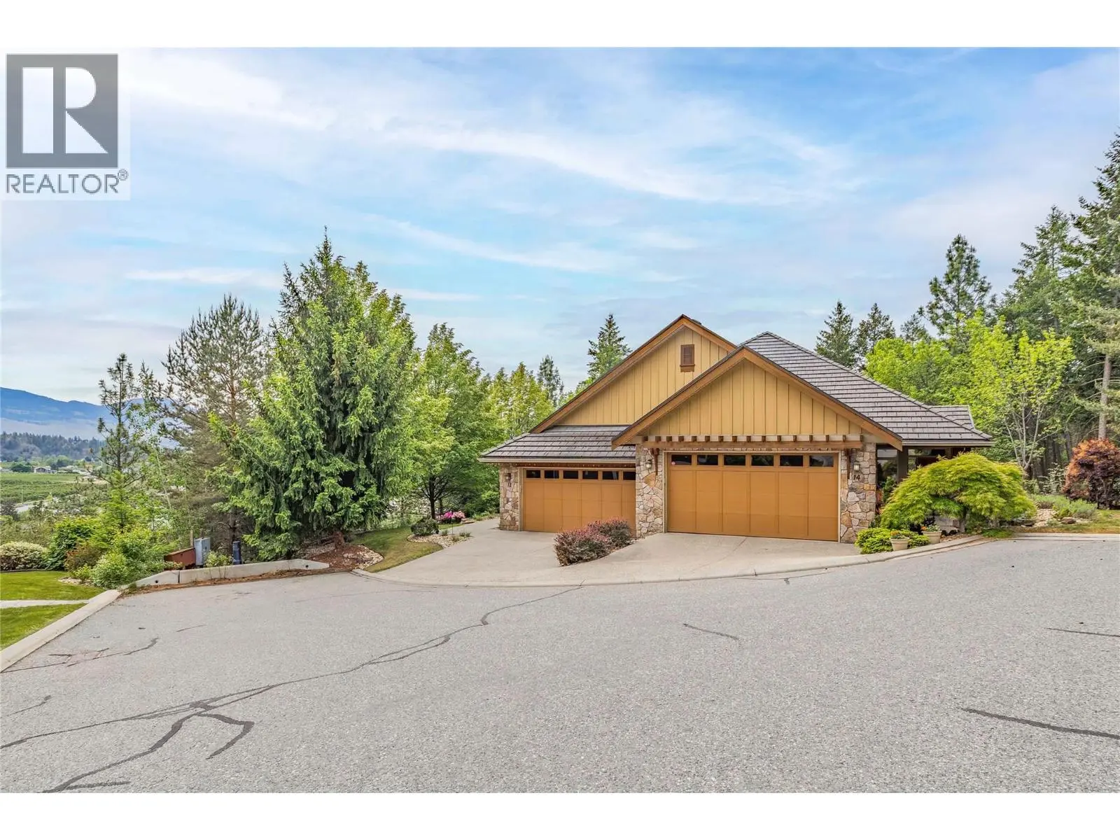 Photo of Listing #10398903