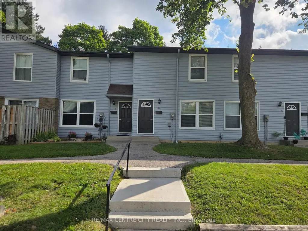 100 - 70 Fiddlers Green Road, London North (North P)